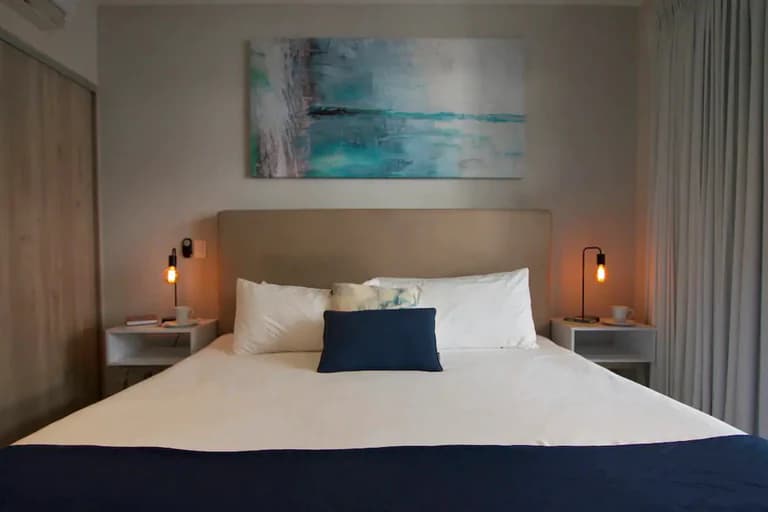 Studio close to 5a - Rooftop pool - Best location, photo 2