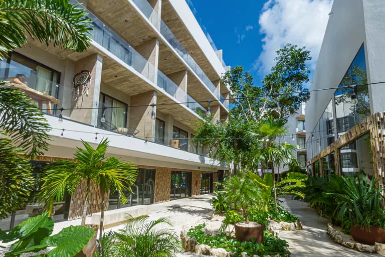 Tuk Tulum